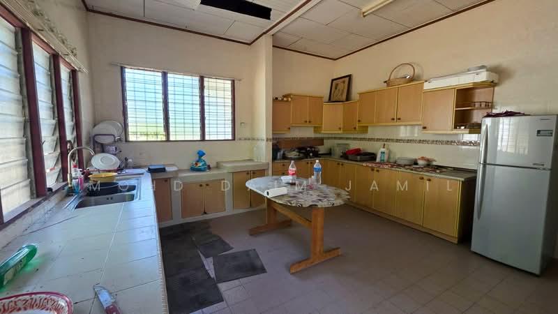 4 Ekar Development-Ready – Bungalow Kayu, Rumah Pekerja,Sungai, Dusun & Infrastructure Siap - 3