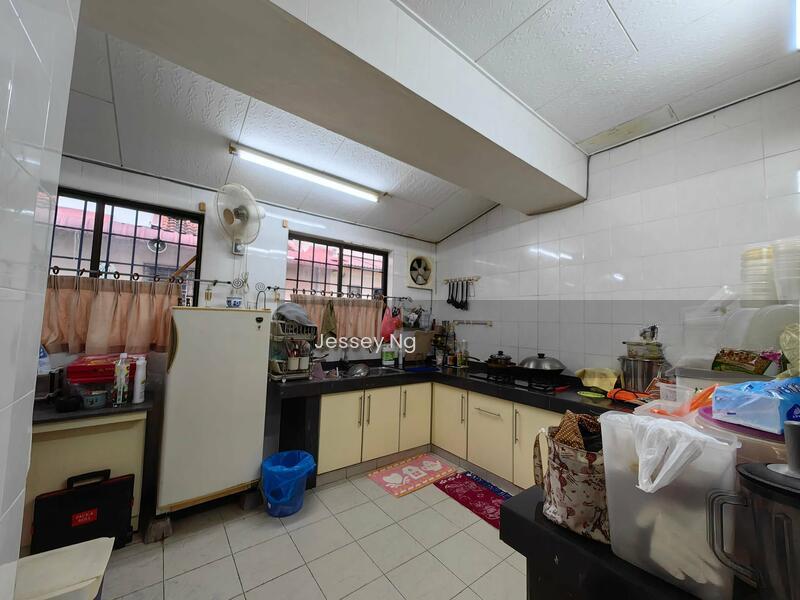 Taman Pinji Mewah - 4