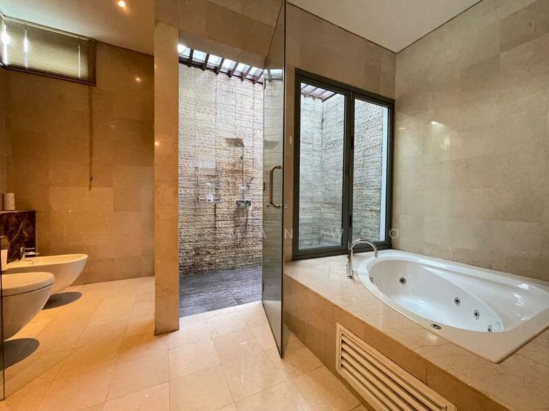 The Residence - 4