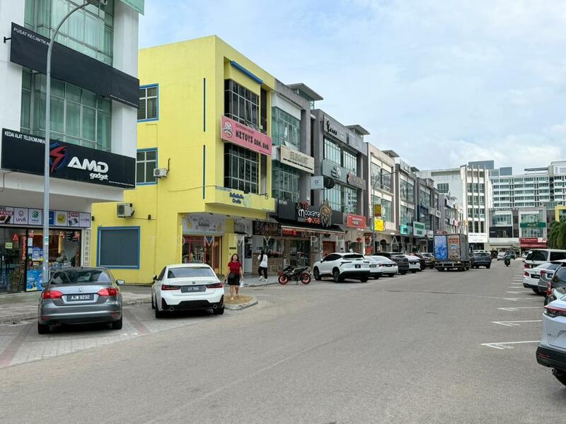 Jalan Austin Heights 8/4, Austin Heights - 1