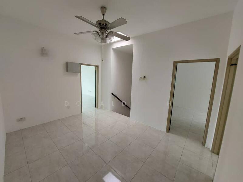 Taman Pengkalan Tiara - 4