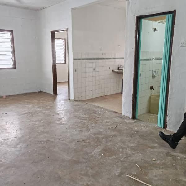 Subang Perdana Goodyear Court 10 - 1