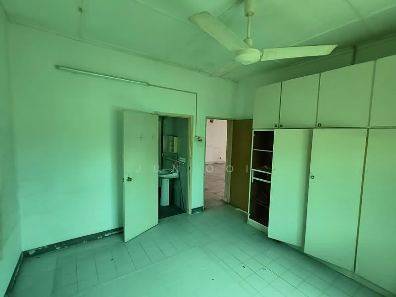 2 storey Bungalow , Tanjung Bungah - 5