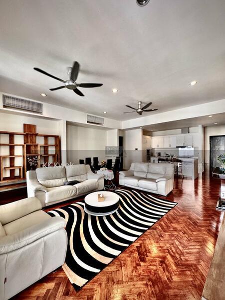 Quayside Seafront Resort Condominiums - 1