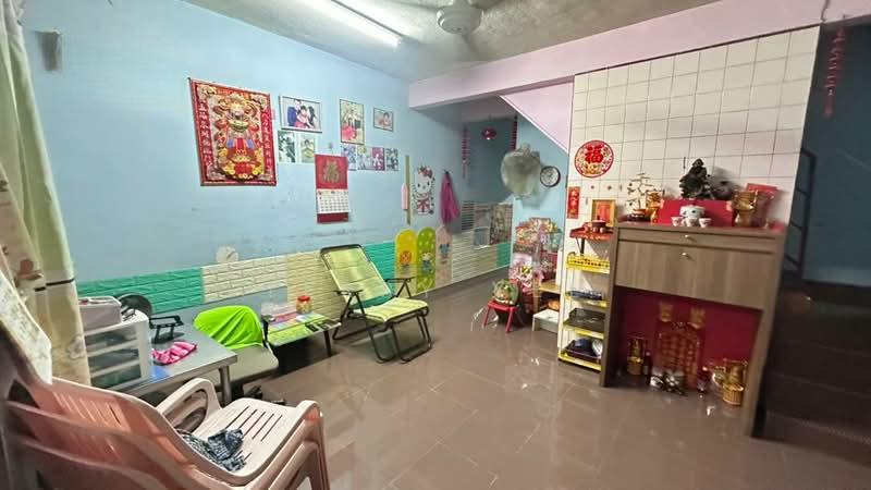 2 Storey House Taman Bukit Serdang - 2