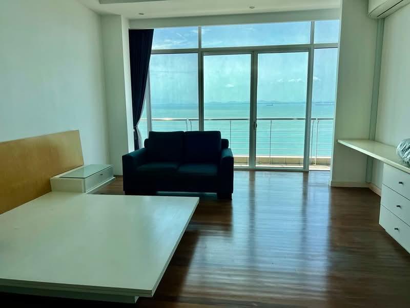 Mayfair Condominium - 3