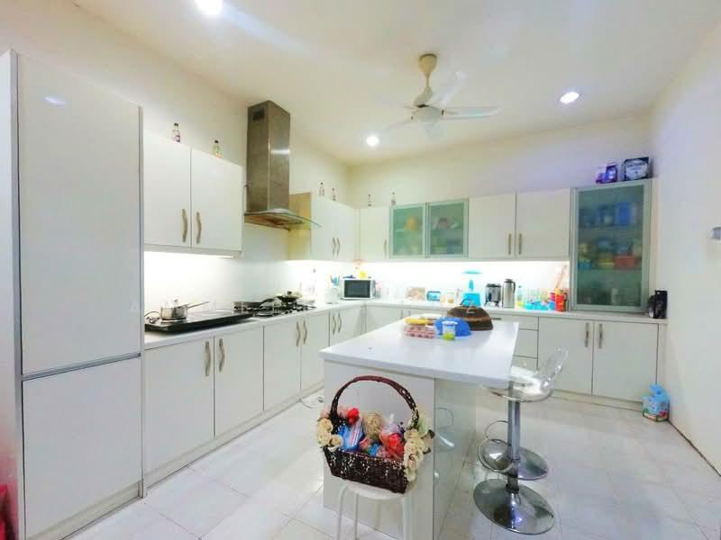 Seksyen 3 - 4