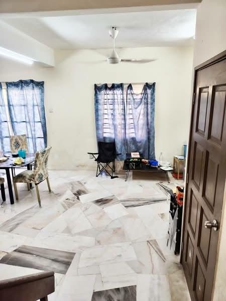 End Lot Double Storey Terrace Lorong Cakera Purnama Seksyen 12 Puncak Alam - 2