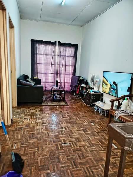 End Lot Double Storey Terrace Lorong Cakera Purnama Seksyen 12 Puncak Alam - 4