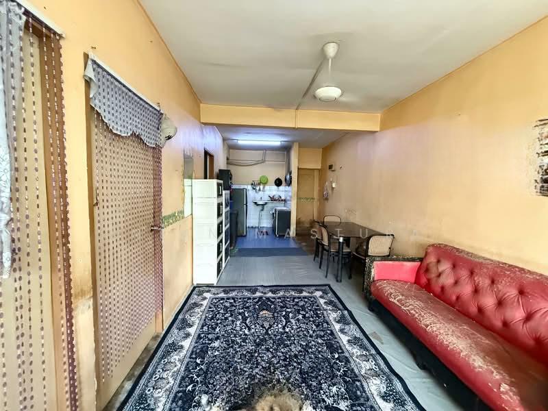 Pangsapuri Pahlawan - 1