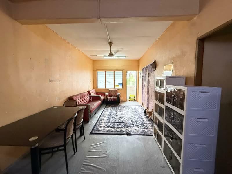 Pangsapuri Pahlawan - 2