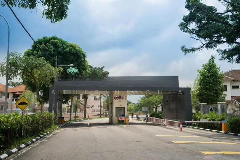 IOI Gate A / Bandar Putra / Kulai - 2