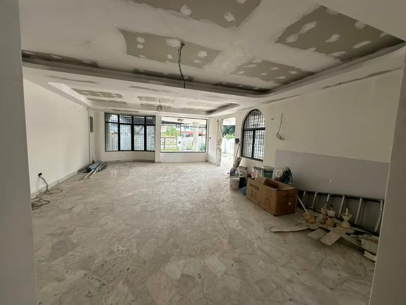 2.5 STOREY SEMI-D CORNER SALE AT JALAN GOH GUAN HO PARTIAL RENO & FULLY EXTEND WITH ALL WIRING READY - 4