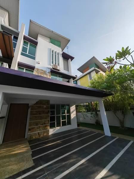 Tiara Puteri - 2