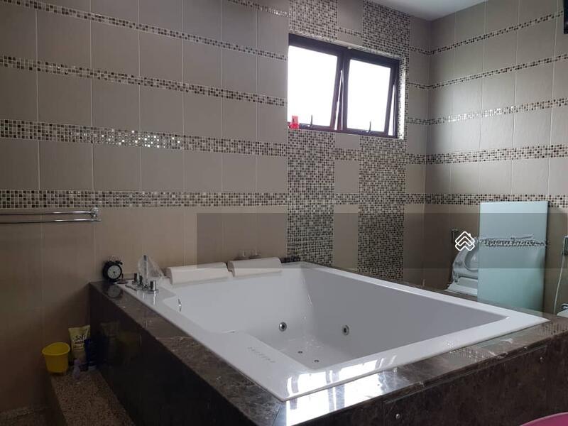 Beautiful Modern/Traditional Bungalow on guarded street at Bangsar - 5