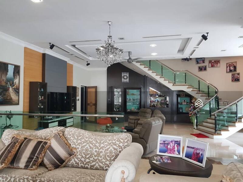 Beautiful Modern/Traditional Bungalow on guarded street at Bangsar - 1