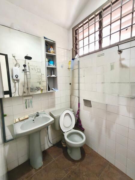 Taman Daya - Jalan Pinang 3, 4 - 2