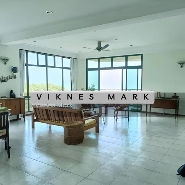 Sri Golden Bay Condominium - 1