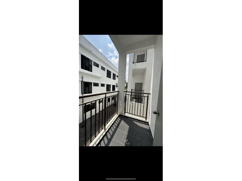 28 residences @ taman orkid - 4