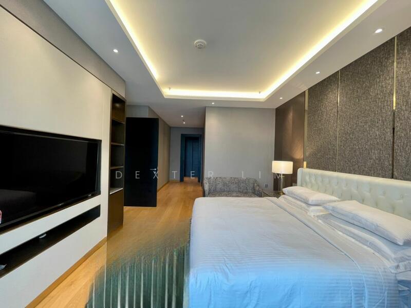 The Ritz-Carlton Residences - 2