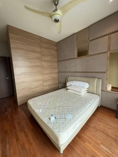 Crescent Bay Suites (Teluk Bayu) - 5