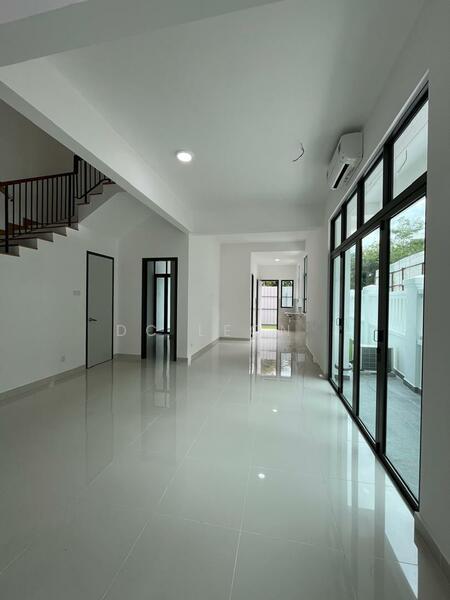 Taman Orkid Desa - 4