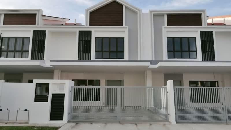 Avalton By The Water, Melaka - 1