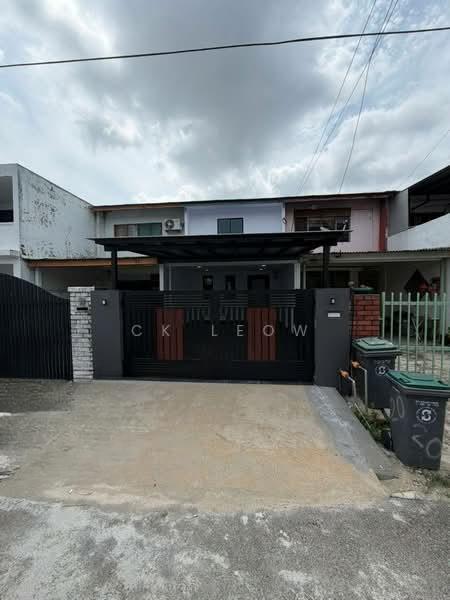 Double storey house for sale at johor jaya - 1