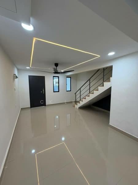 Double storey house for sale at johor jaya - 5