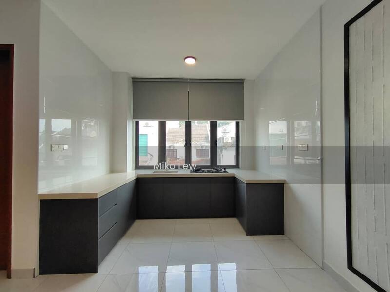 RESIDENSI TTDI 16 - 4
