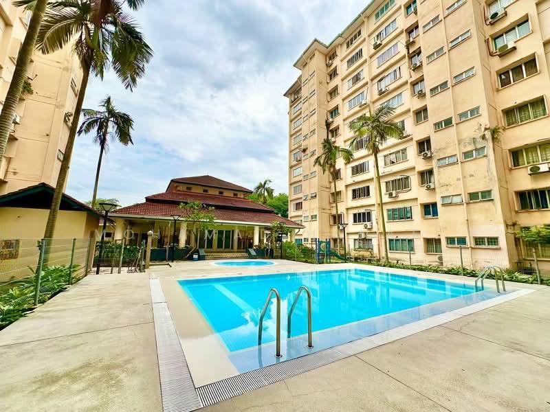 Kenaria Condominium - 3