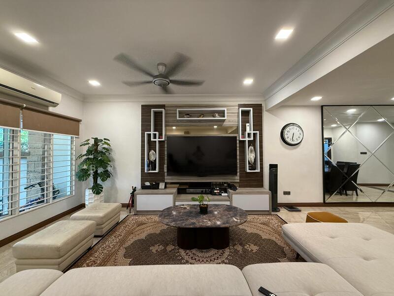 Taman Ukay Bistari - 4