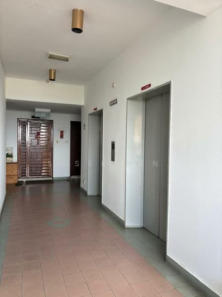 Aloha Tower Condominium - 4