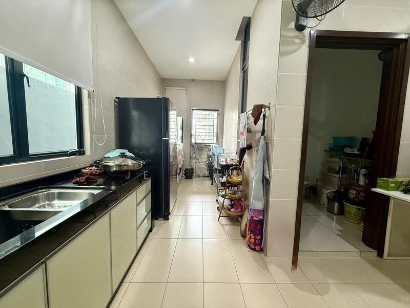 THE STRAITS VIEW RESIDENCES - 3