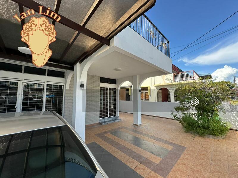 Double Storey Semi-D @ Pantai Jerjak - 1