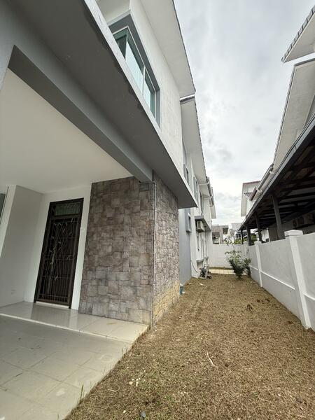 Villa Heights @ Taman Equine - 2