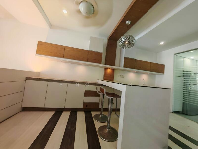 Jalan Cassia Bandar Botanic - 5