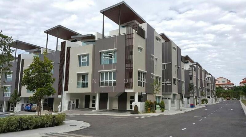 Canary Residence - 1