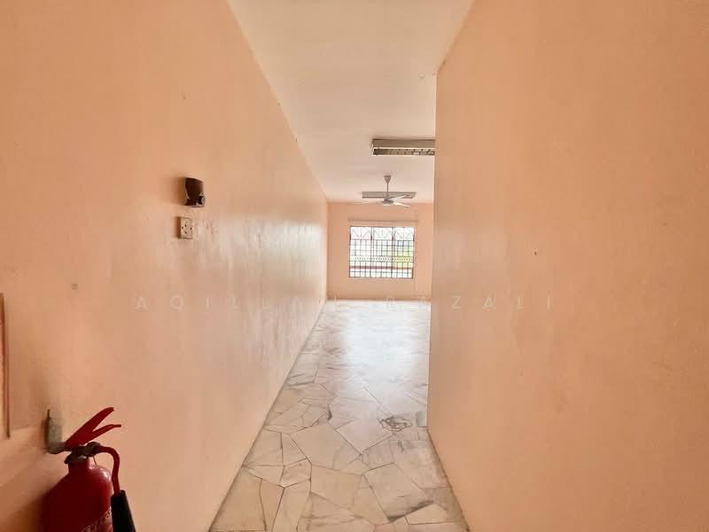 Residensi Warnasari 1 - 4