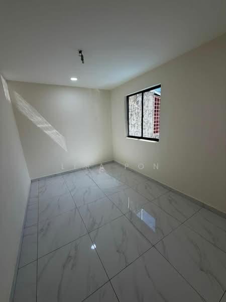 Bandar Baru Permas Jaya - 5