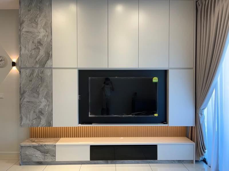 Queens Residences Q1 @ Queens Waterfront - 1