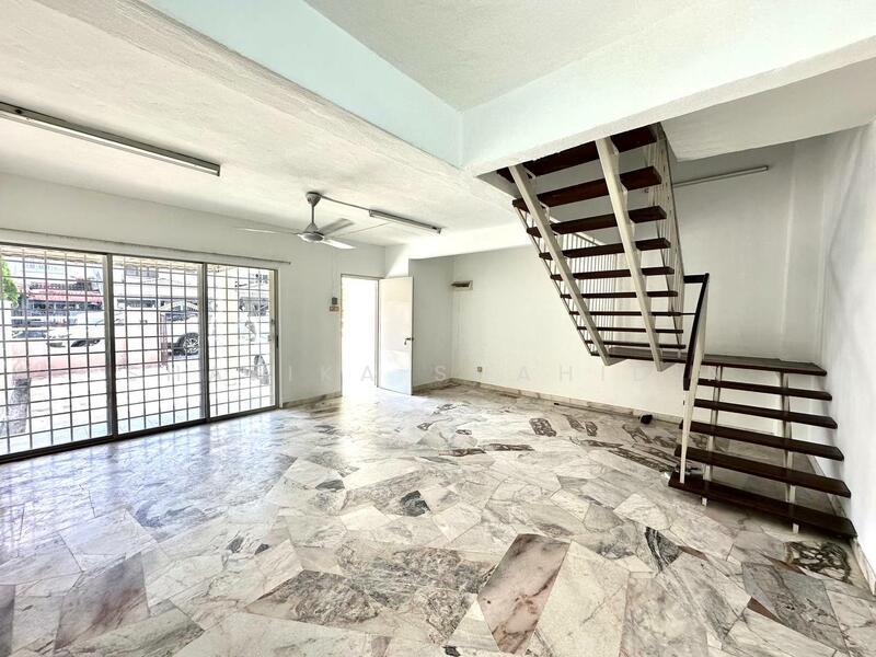 Taman Pinggiran Batu Caves - 2