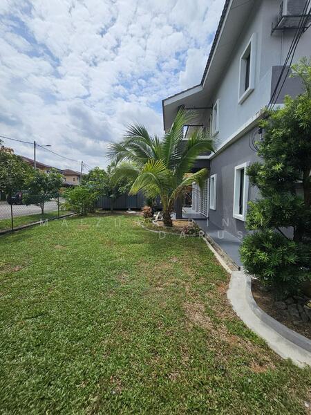 Taman Desa Saga, Nilai - 2