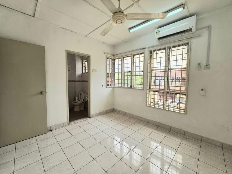 TAMAN PUCHONG UTAMA - 5