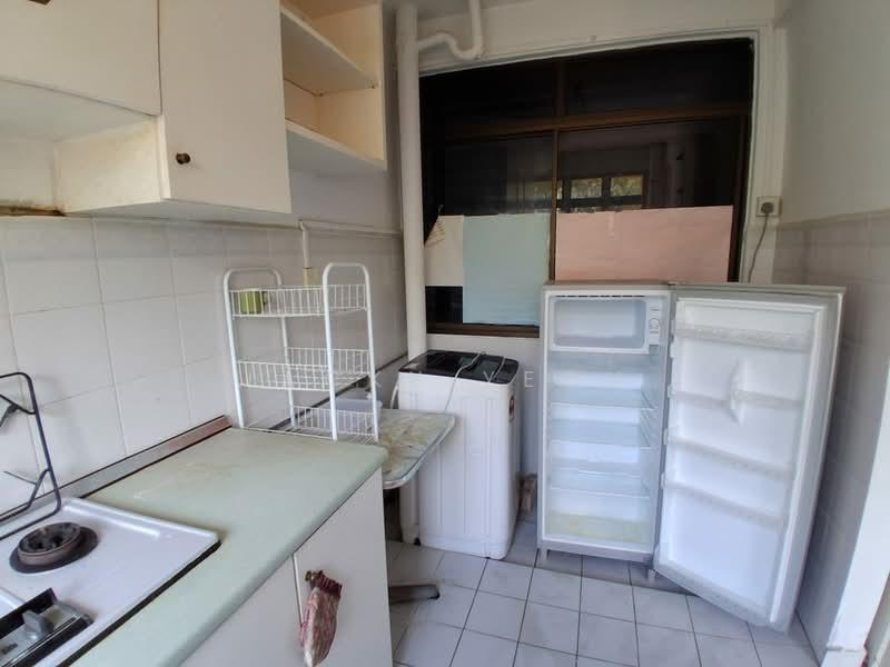 Azuria Condominium - 4