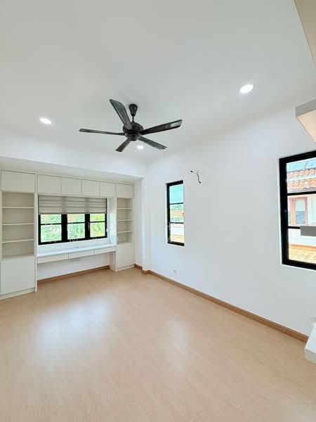 Ara Damansara - 4