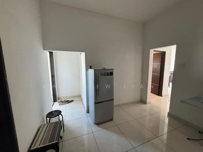 Sri Samudera Apartment (Seaview Residence Suites) - 1