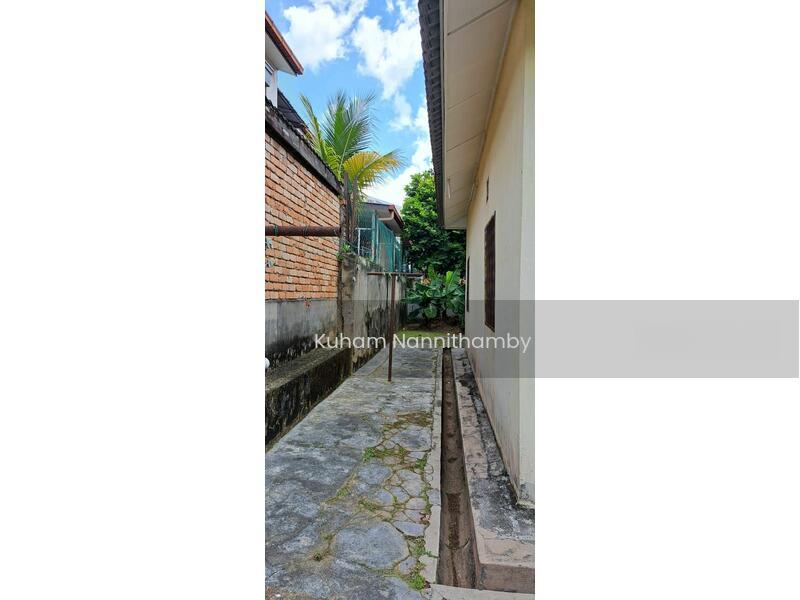 Bungalow at Kajang - 5
