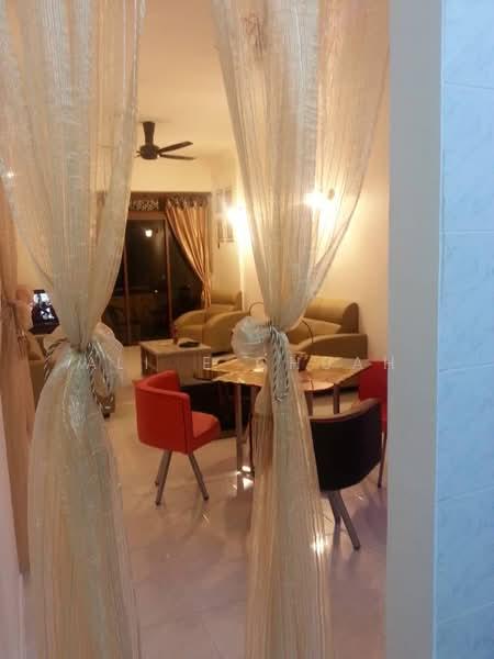 Eden Seaview Condominium - 4