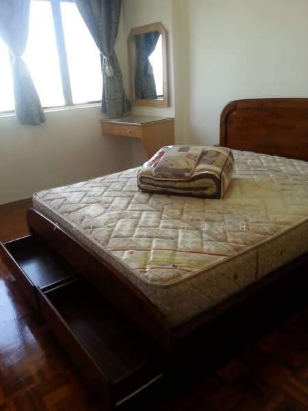 Eden Seaview Condominium - 5